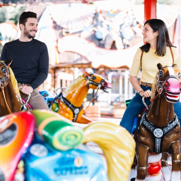Parque de diversões brinquedos: experiências que encantam pessoas de todas as idades