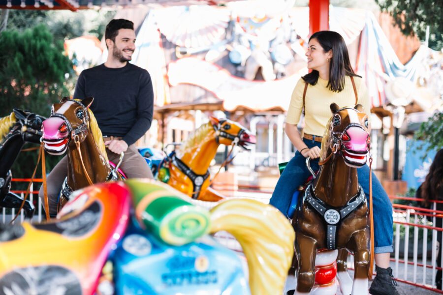 Parque de diversões brinquedos: experiências que encantam pessoas de todas as idades